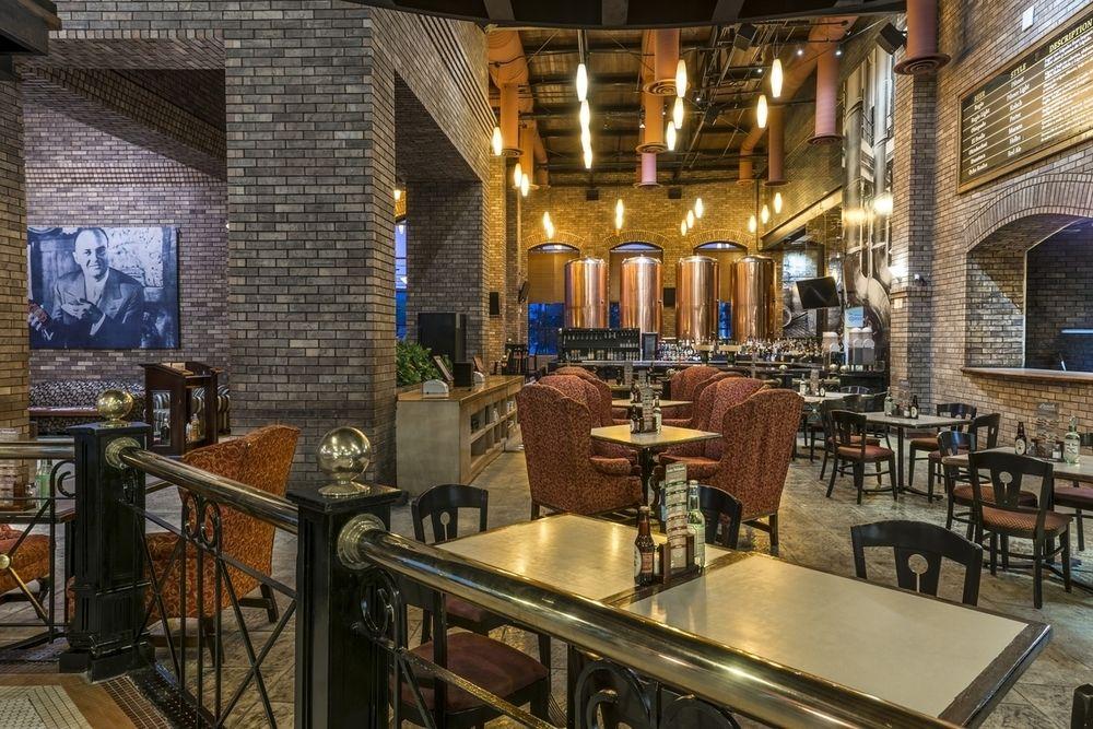Four Points By Sheraton Galerias Monterrey Extérieur photo The interior of the brewery
