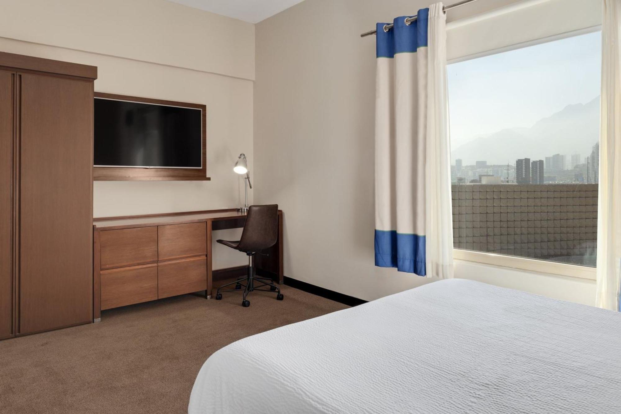 Four Points By Sheraton Galerias Monterrey Extérieur photo